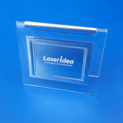 Targa da tavolo piegata in plexiglass