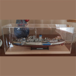 Teca in plexiglass di primissima qualità su misura