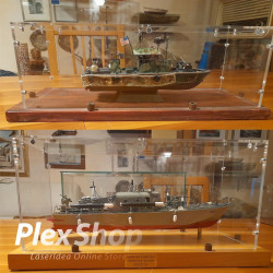 Teca in plexiglass smontabile per lego e modellismo