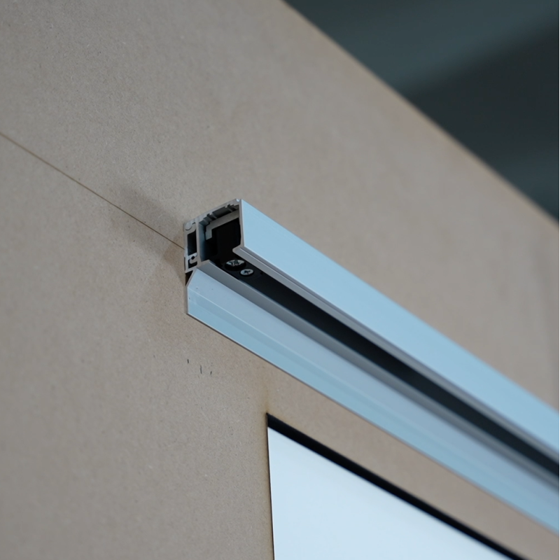 Binario ammortizzato per porta scorrevole in plexiglass