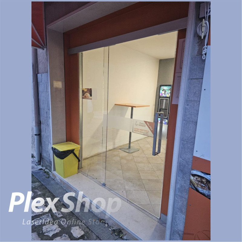 Maniglione per porta scorrvole in plexiglass