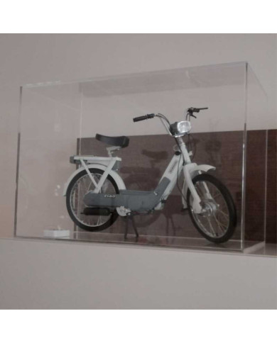 Teca in plexiglass di primissima qualità su misura