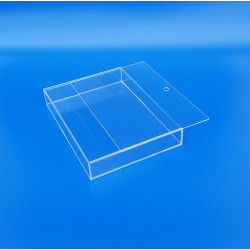 Box,contenitori,scatole in plexiglass realizzati a misura