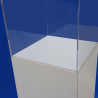 Basamento per teche in plexiglass per musei e mostre