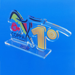 Trofeo in plexiglass personalizzato con stampa a colori