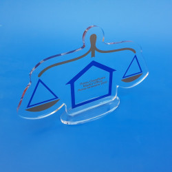 Trofeo in plexiglass personalizzato con stampa a colori
