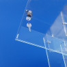 Podio in plexiglass da pavimento con teca e serratura