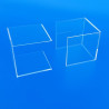 Cubo in plexiglass su misura per esporre articoli