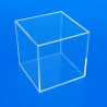 Cubo in plexiglass su misura per esporre articoli
