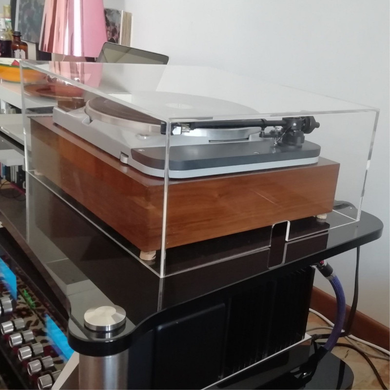 Coperchi giradischi su misura in plexiglass trasparente