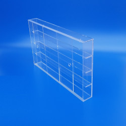 Vetrinetta con ante scorrevoli su misura in plexiglass
