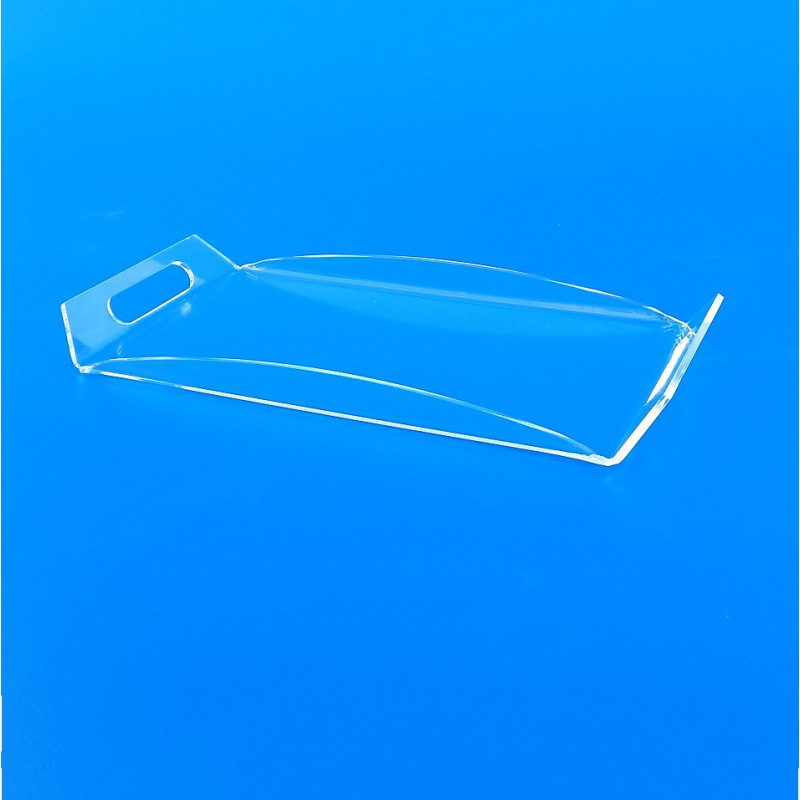 Vassoio in plexiglass dal design moderno e leggero