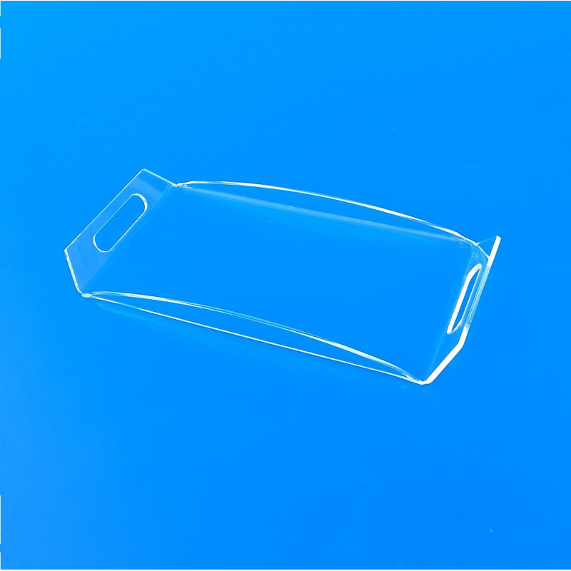Vassoio in plexiglass dal design moderno e leggero